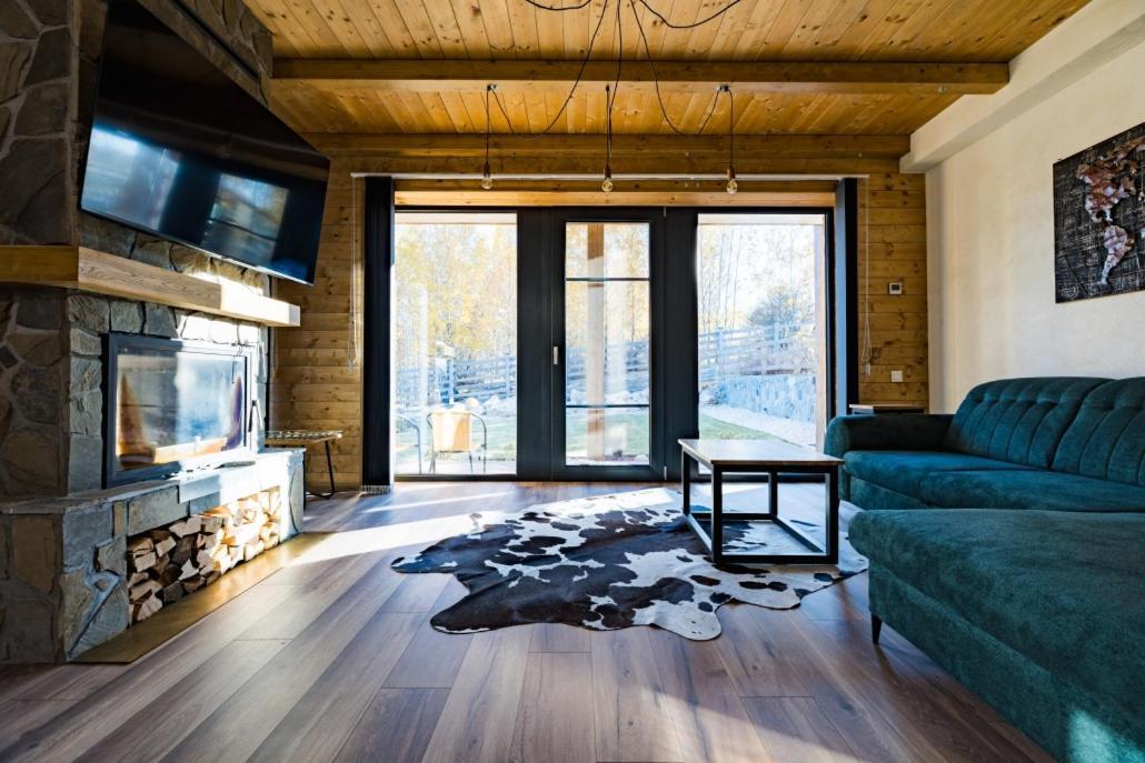 Maggie'S Ranch Hotel Rîşnov Kültér fotó